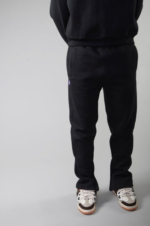 PLAIN JANE JOGGER