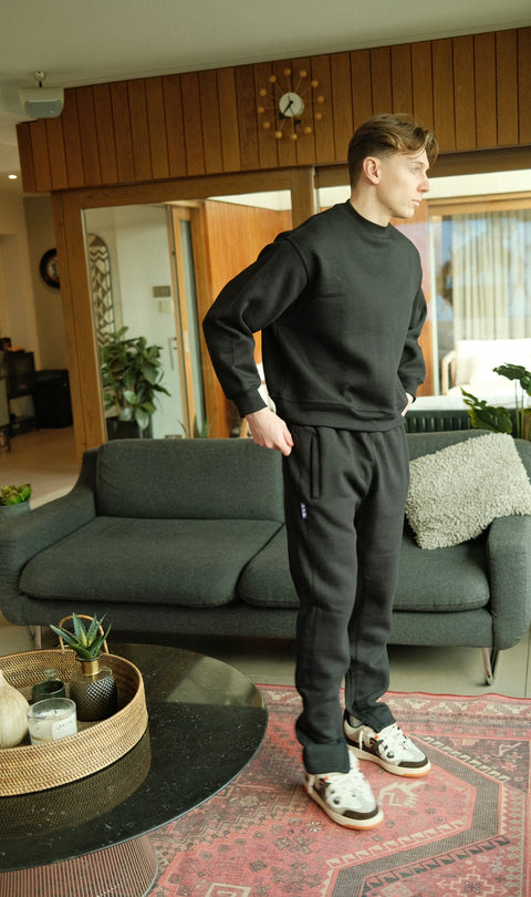 PLAIN JANE JOGGER